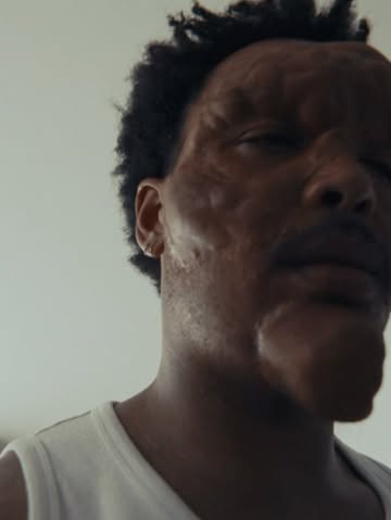  Aug. 25