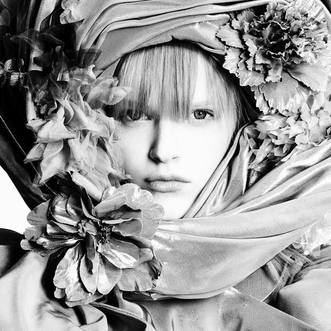 Vogue Japan |  Apr. 20