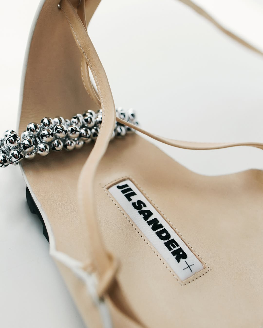 JIL SANDER |  Dec. 25