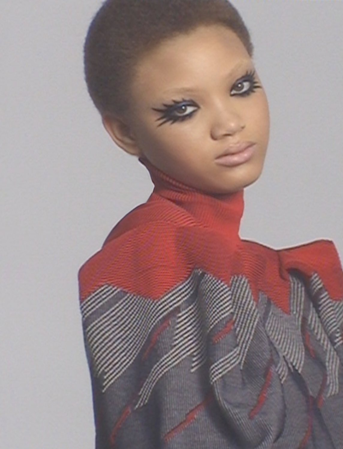 W Magazine, Look Sharp 