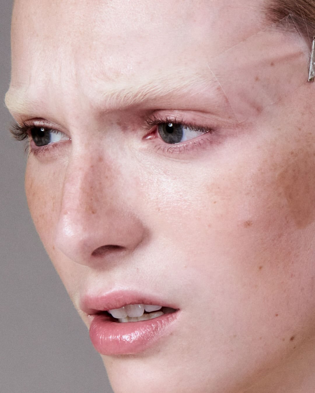 Beauty Papers |  Oct. 25