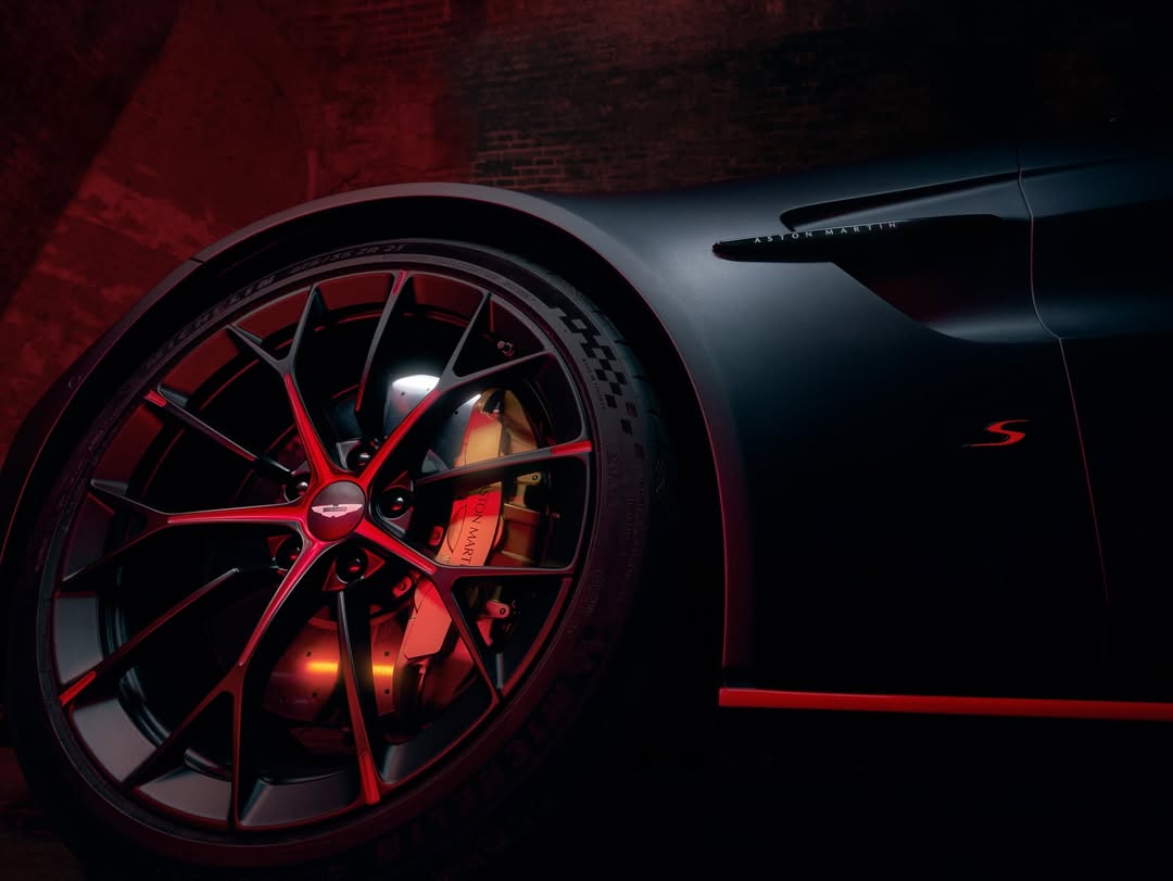 Aston Martin |  Jul. 25