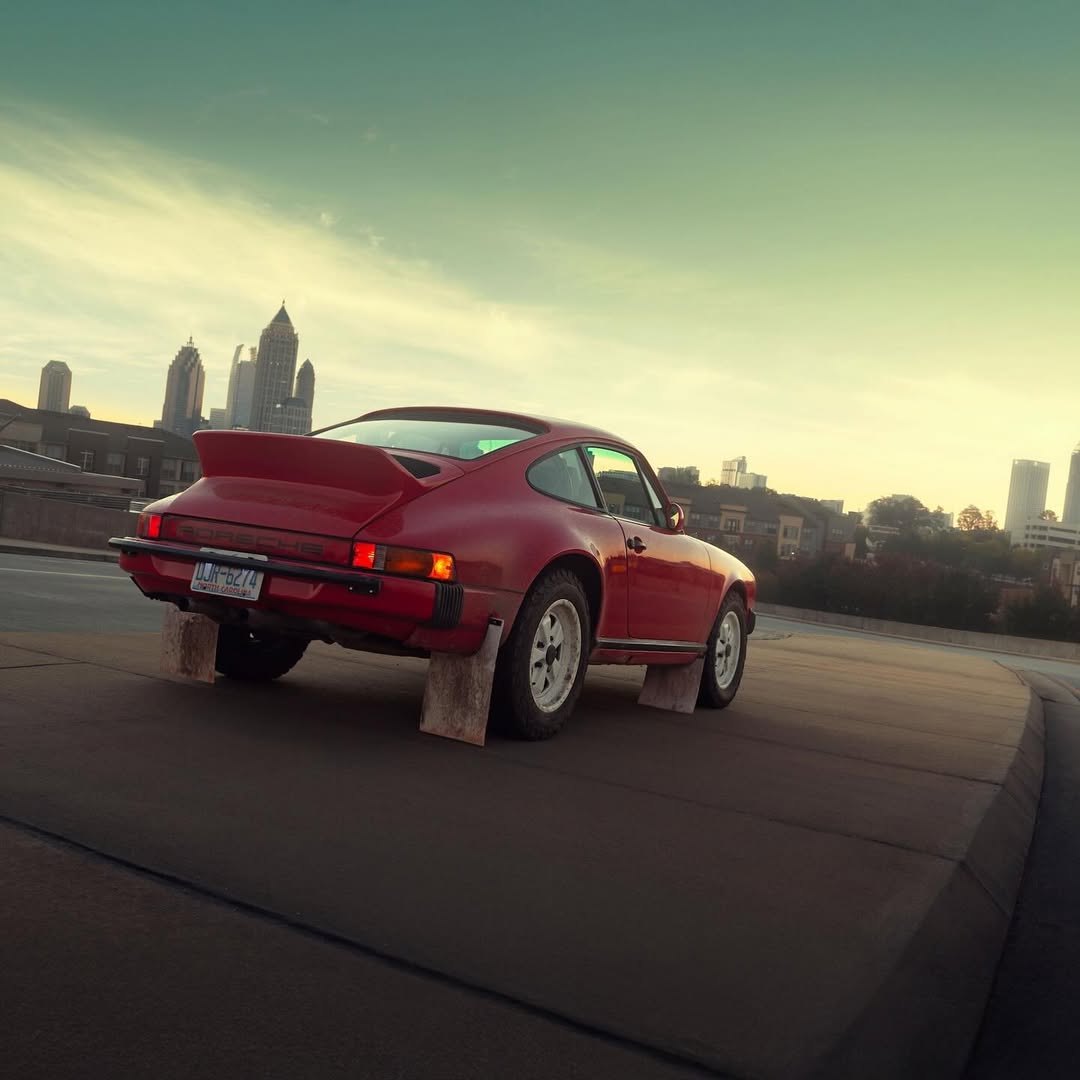 Porsche |  Aug. 25
