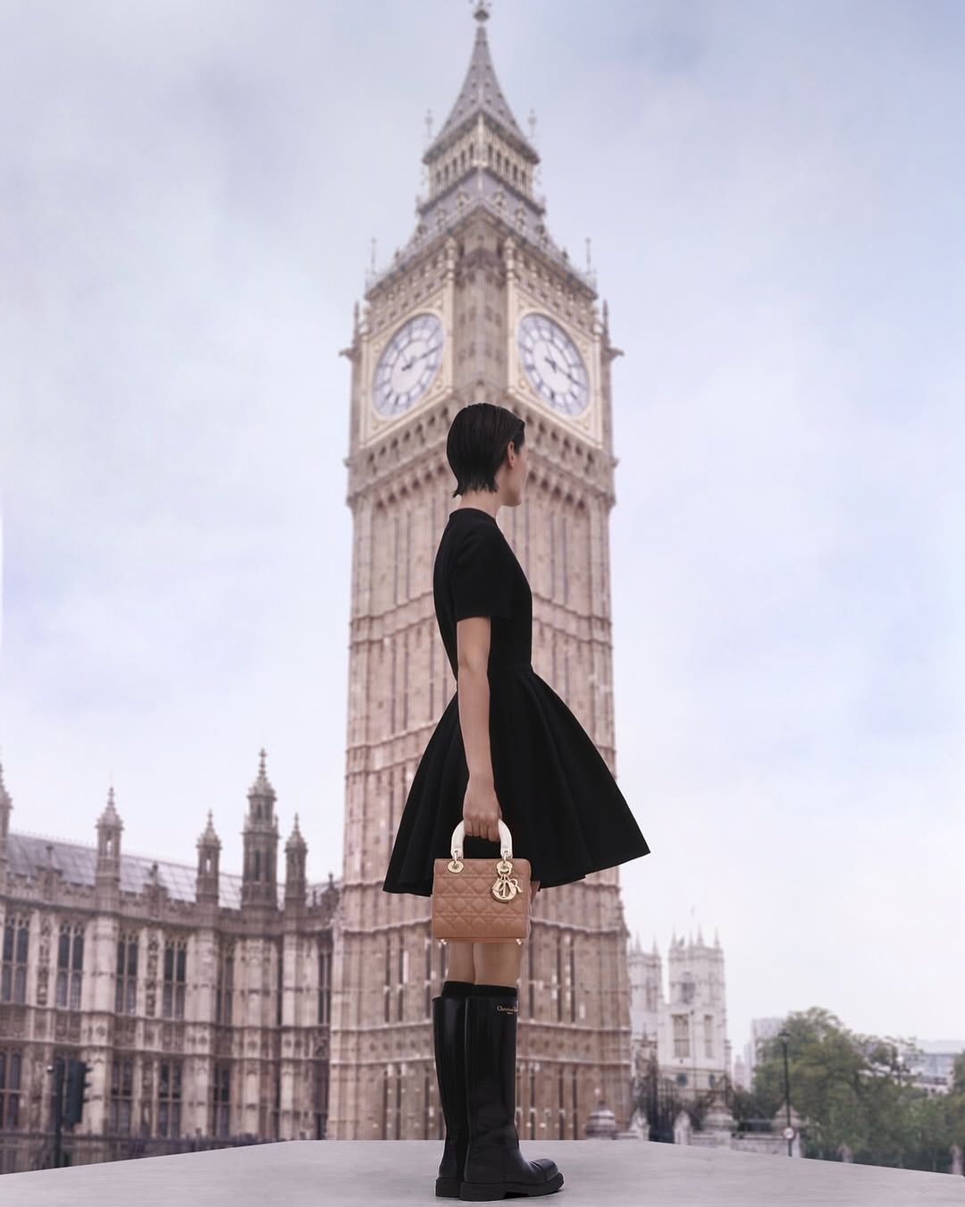 @dior lady dior around the world⁣