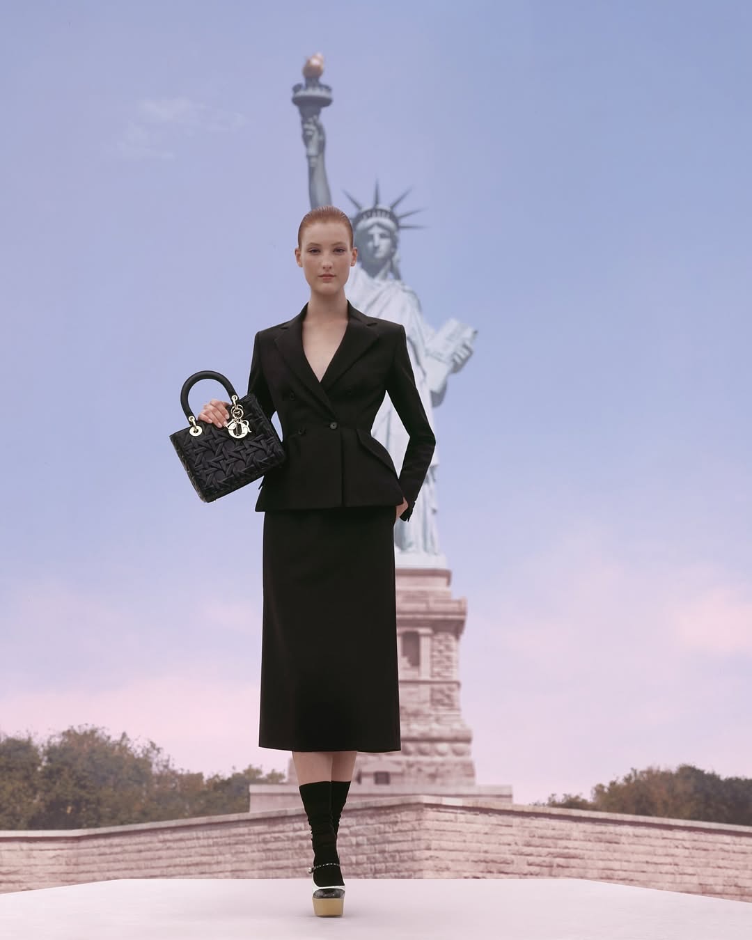 @dior lady dior around the world⁣