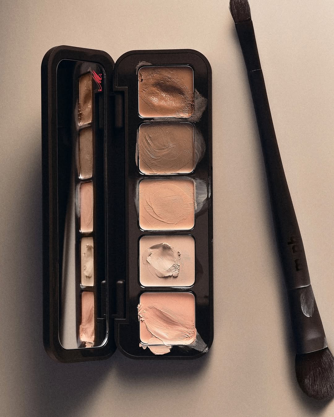 slider image