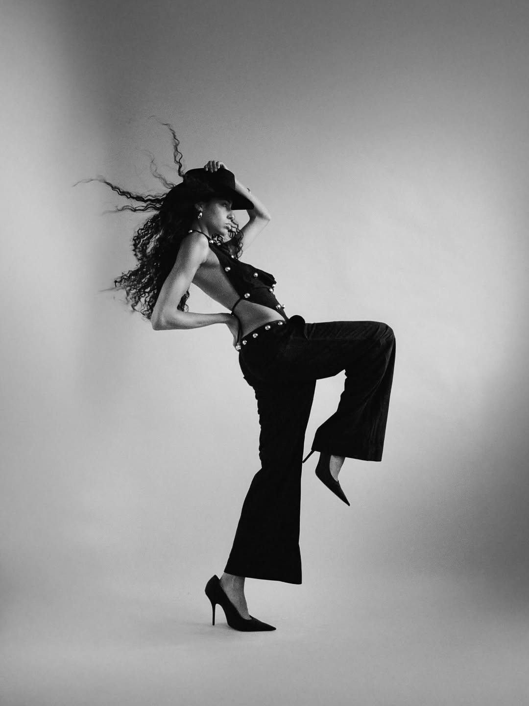 UNDERSTATED LEATHER LTD. |  Oct. 25