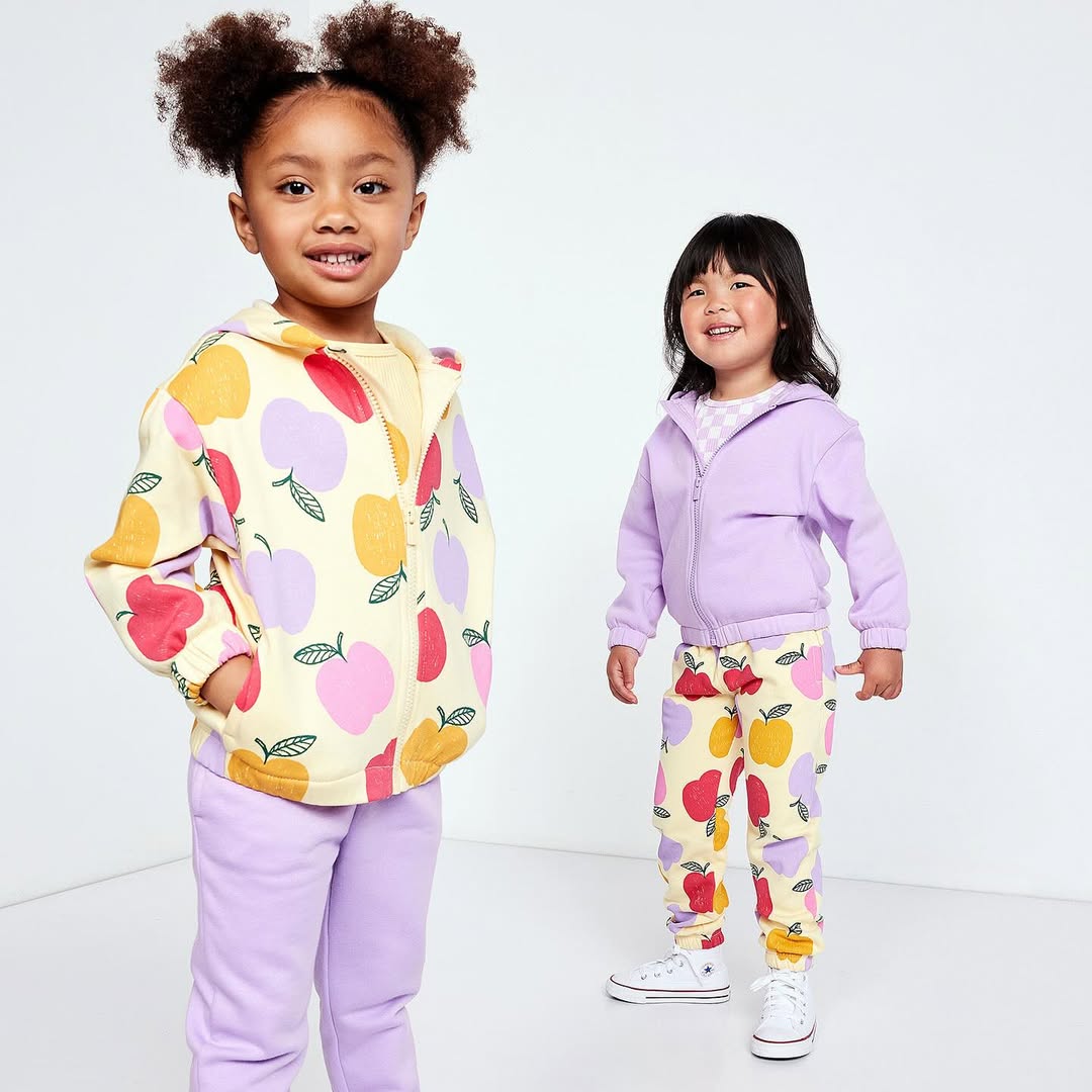 Old Navy |  Aug. 25