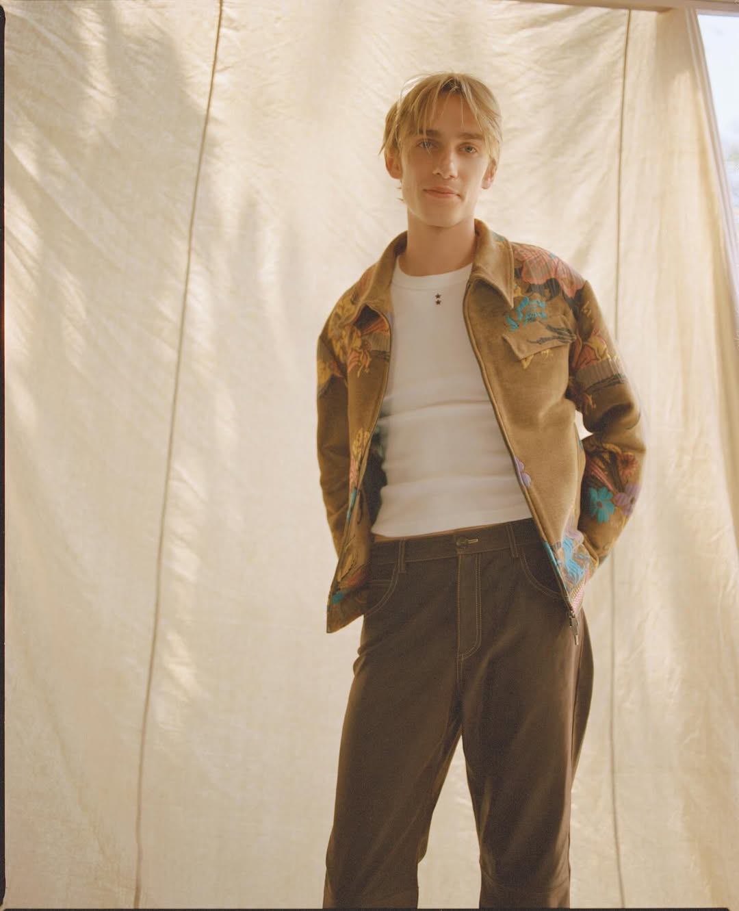 Behind The Blinds |  Nov. 25