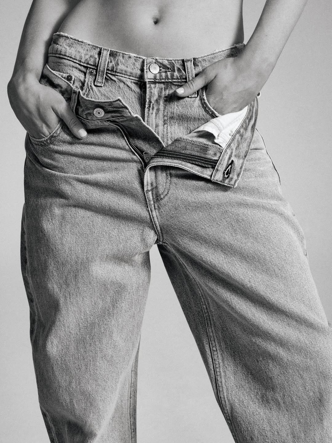 Abercrombie & Fitch |  Aug. 25