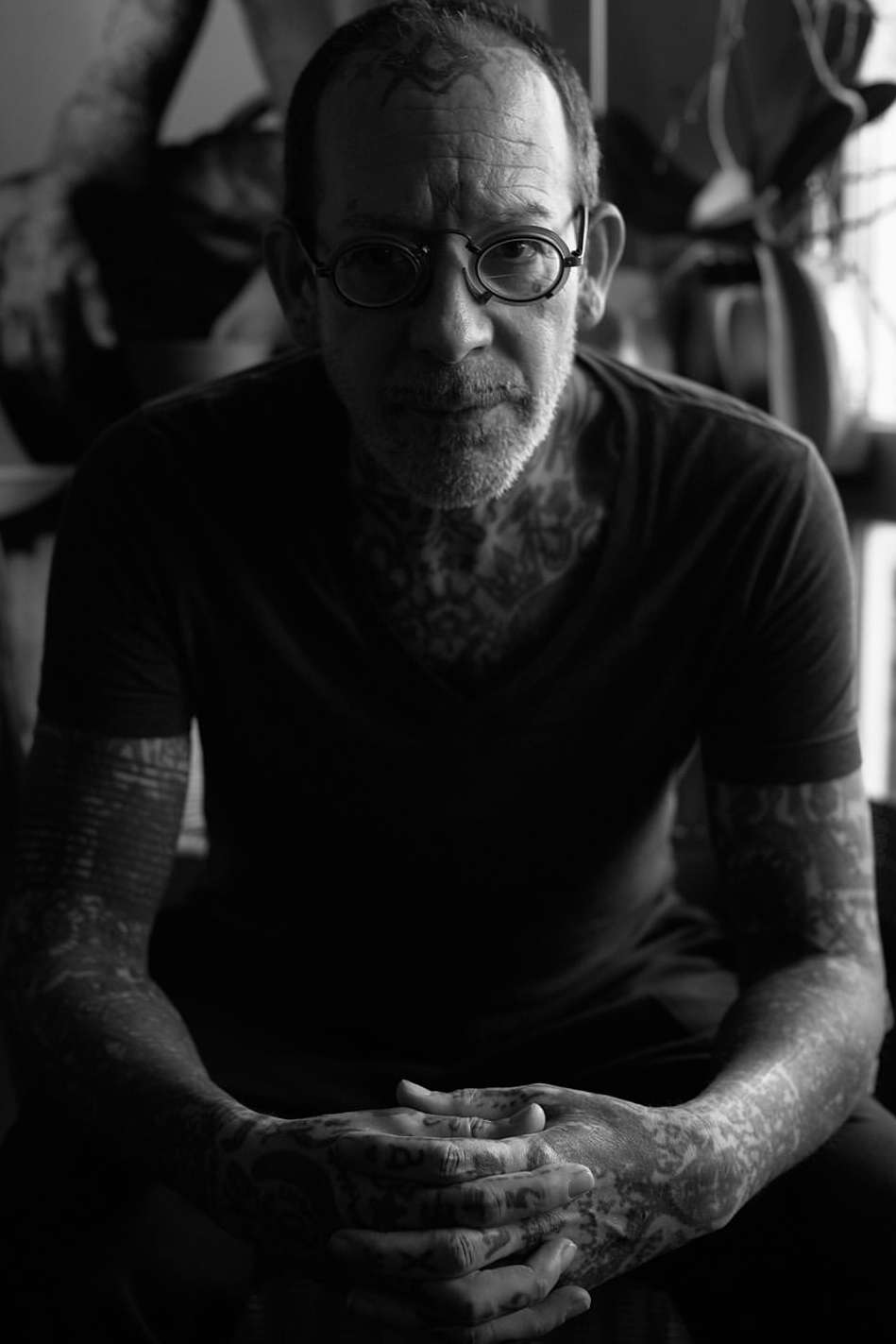 FAVOURITE COLOUR: BLACK