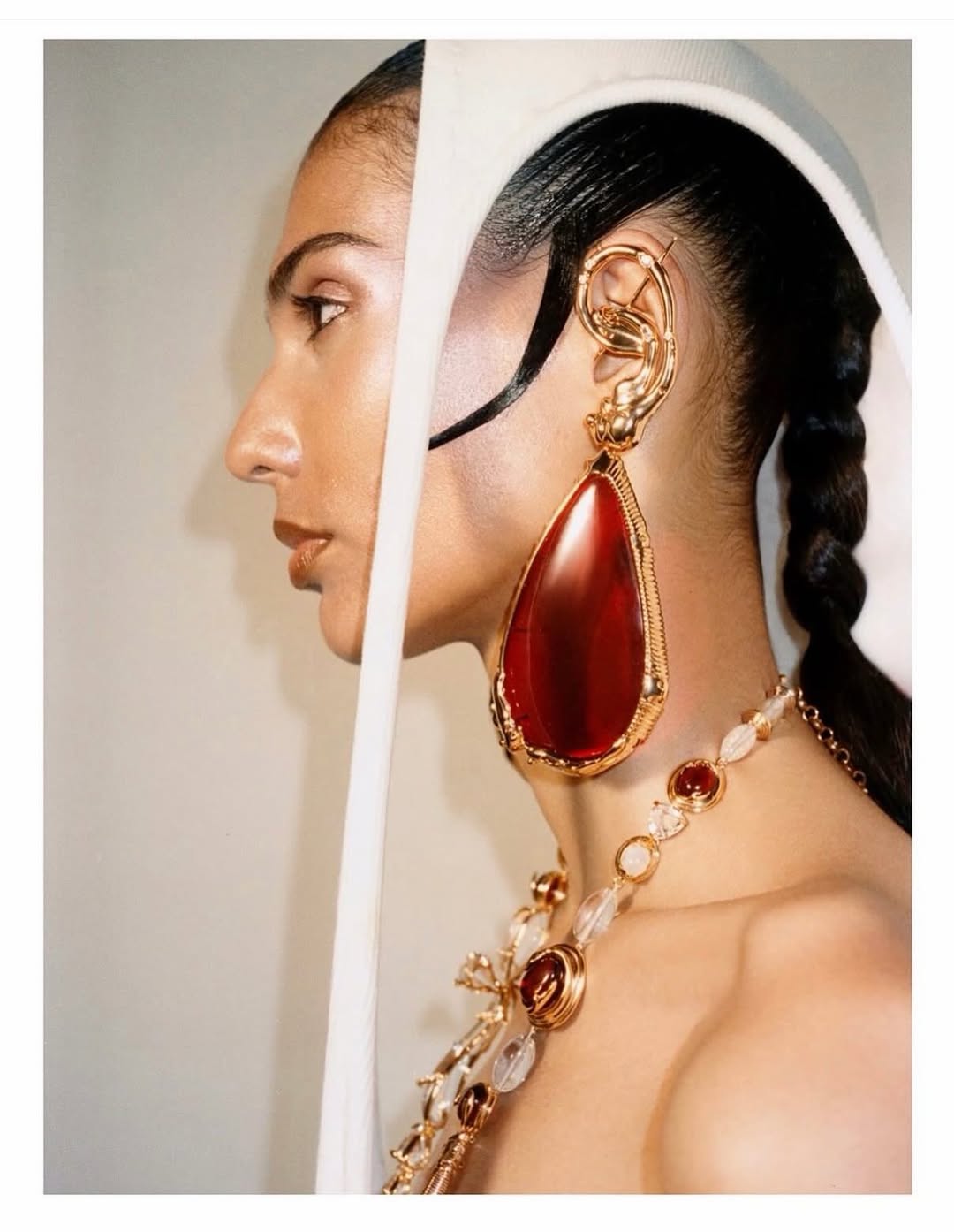 @outhousejewellery Fall’25 photographed by @ashi...