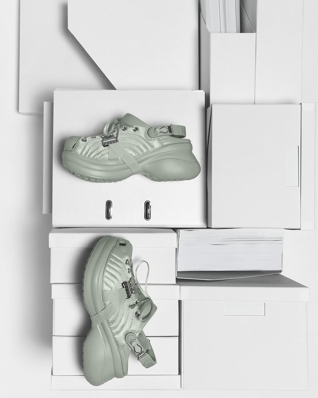 Crocs |  Sep. 25