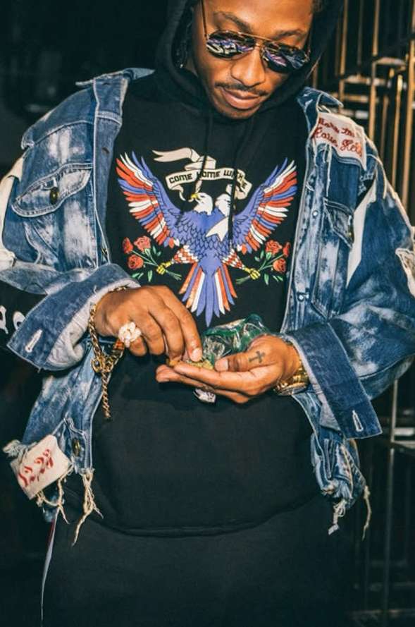  Oct. 25