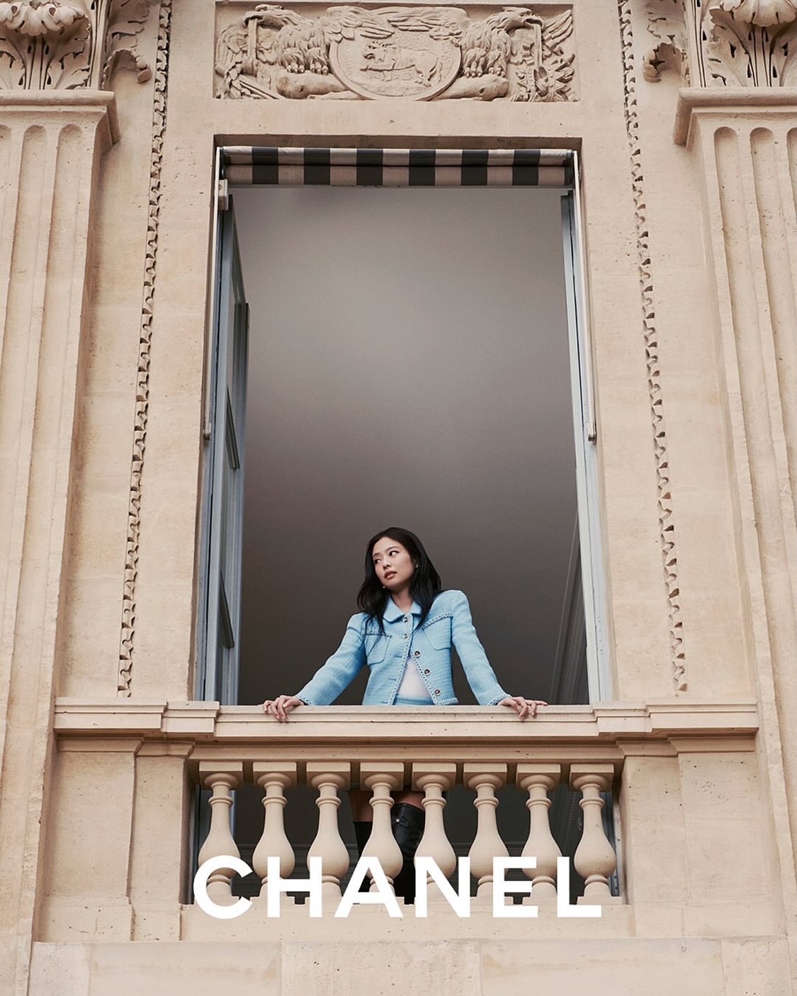 @jennierubyjane for the CHANEL Fall-Winter 2025/26...