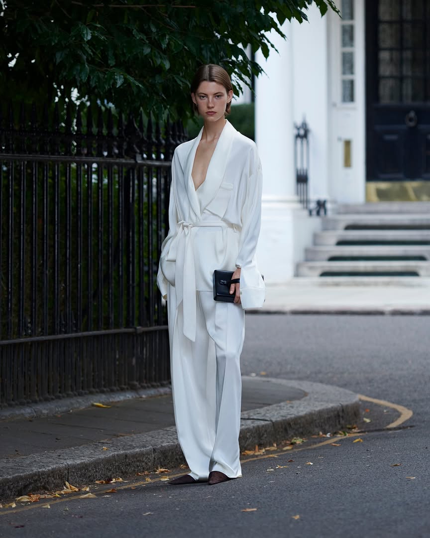 Autumn/ Winter 2025 Collection of @victoriabeckham...