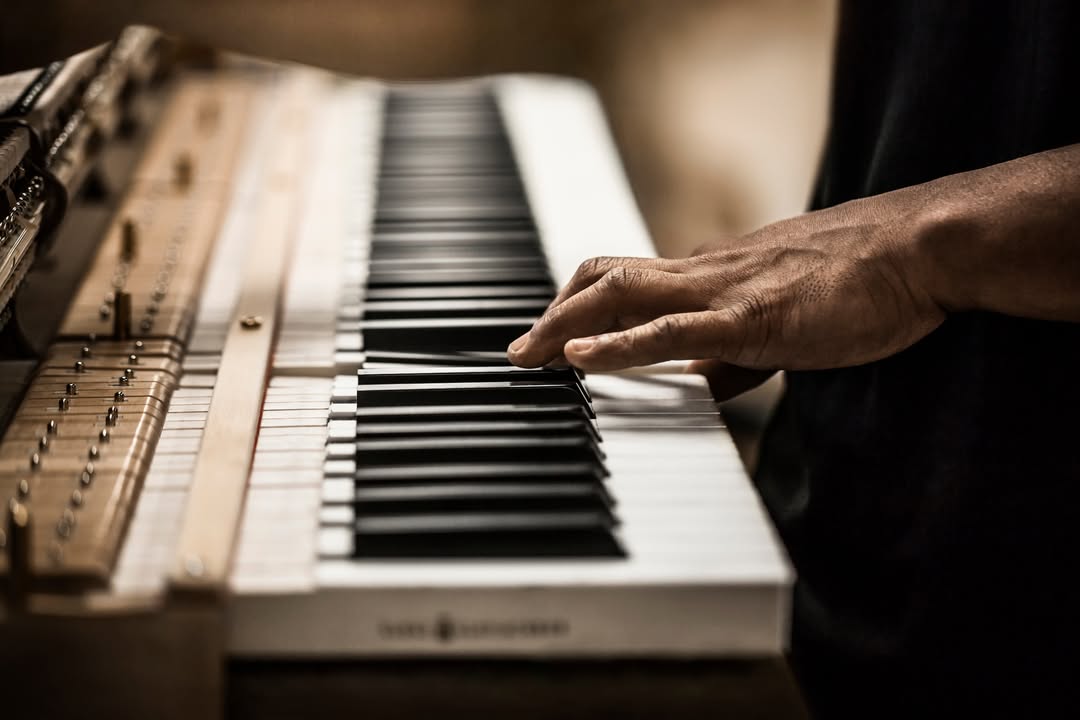 Handcrafting pianos by @steinwayparis 