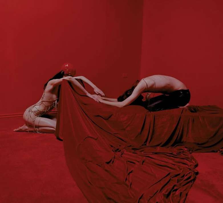 Aug. 25