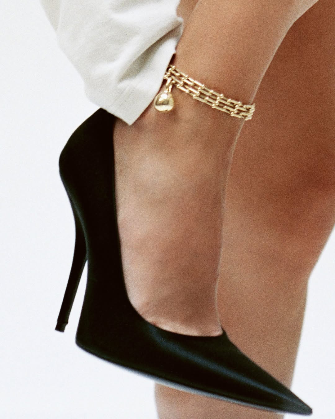 Ellie Louise Coker X Side-note.Com