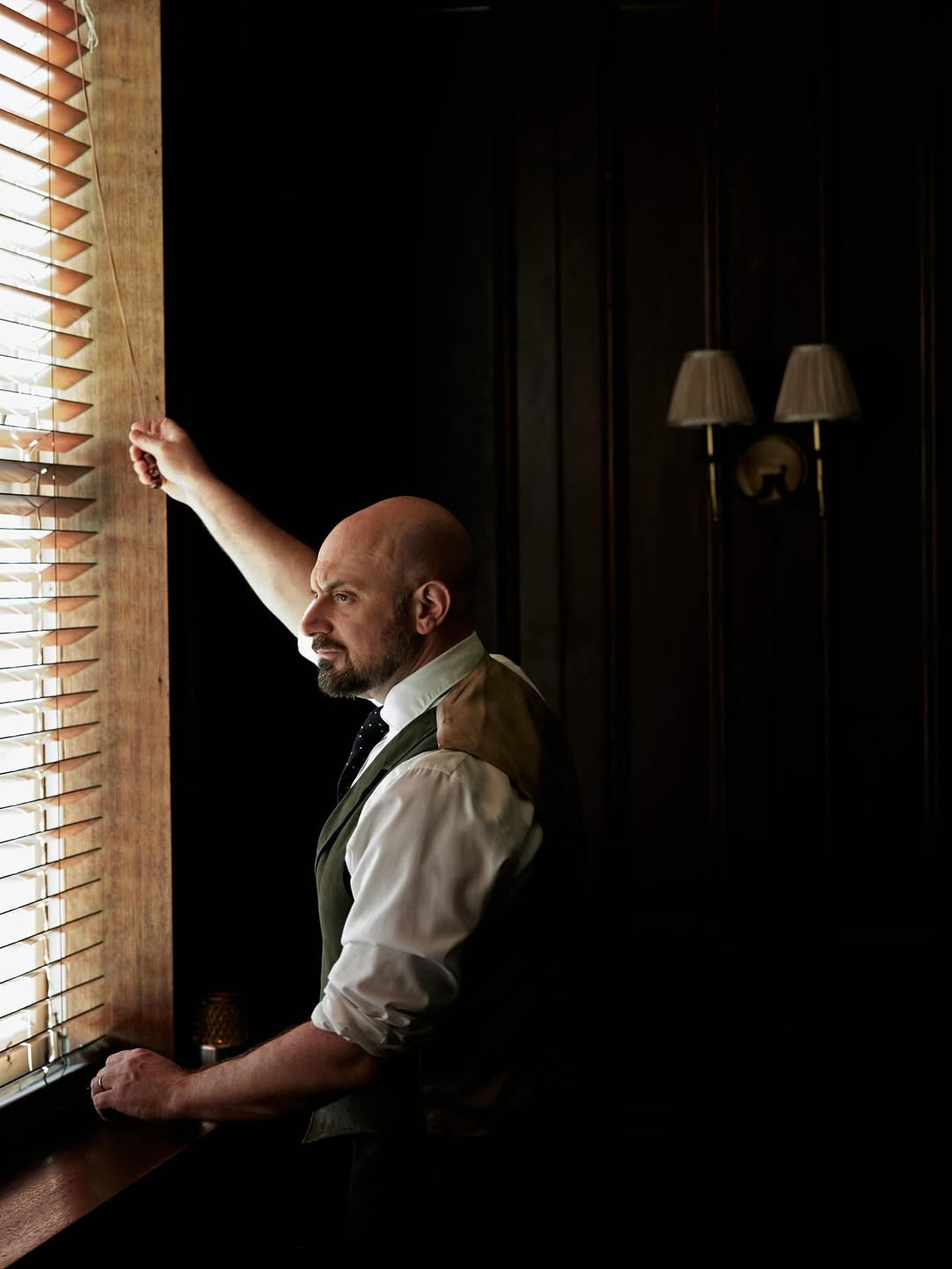 Mark Roper X Murdoch Books