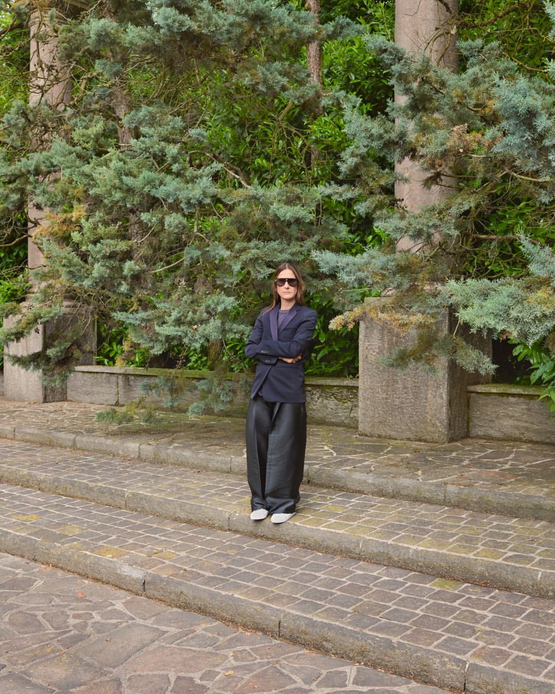 Venetia Scott photographing @louise_trotter_  and ...