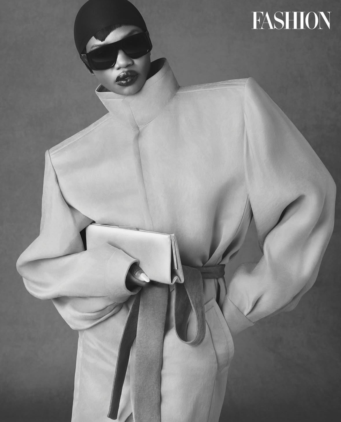 Here is a glamourous option without any dashes or ...