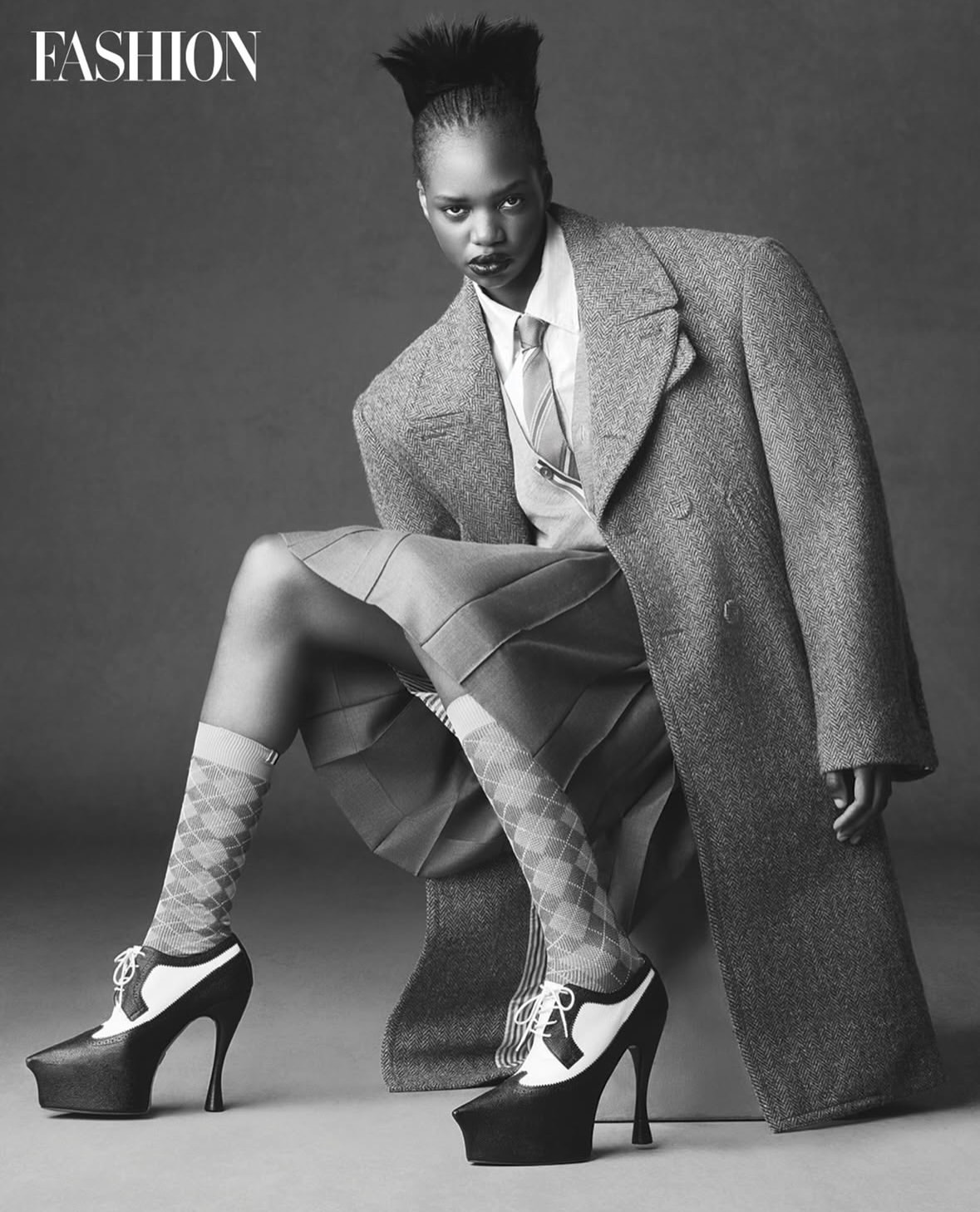 Here is a glamourous option without any dashes or ...