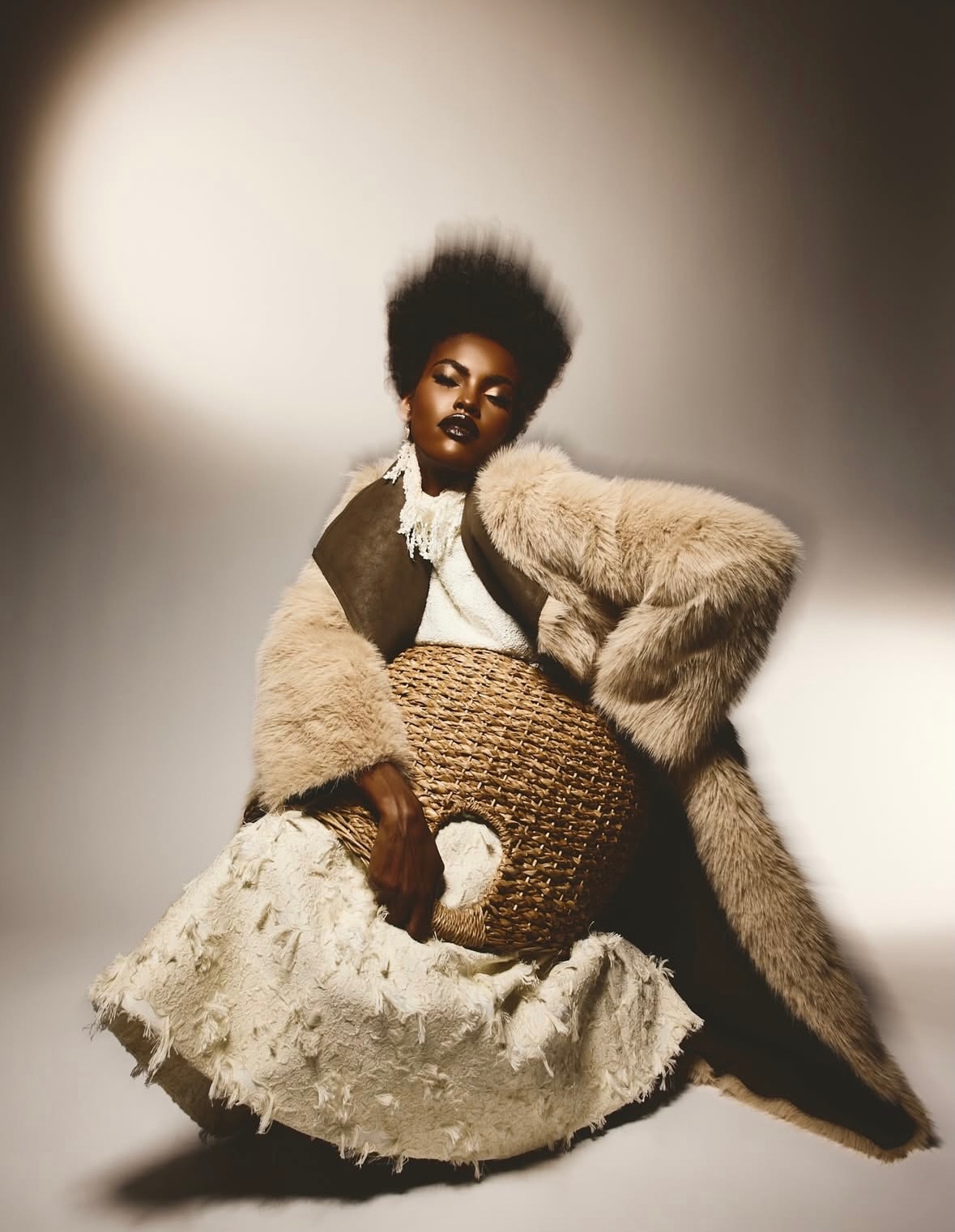 Pure presence and magnetic energy.