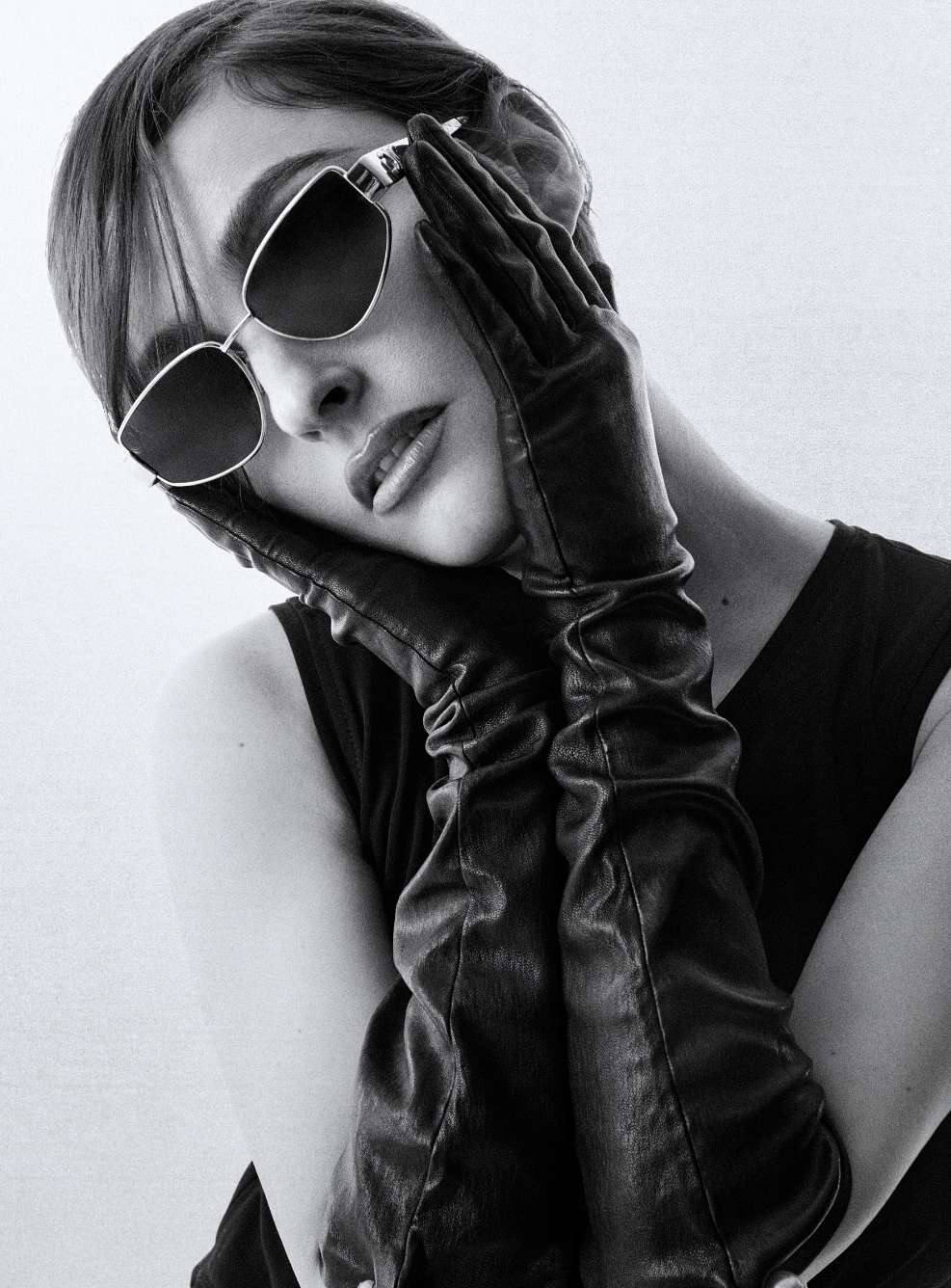 V Magazine |  Mar. 25