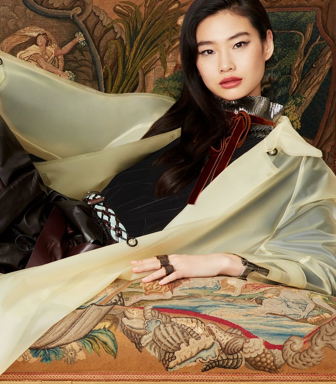LOUIS VUITTON FALL WINTER 2025 CAMPAIGN starring E...