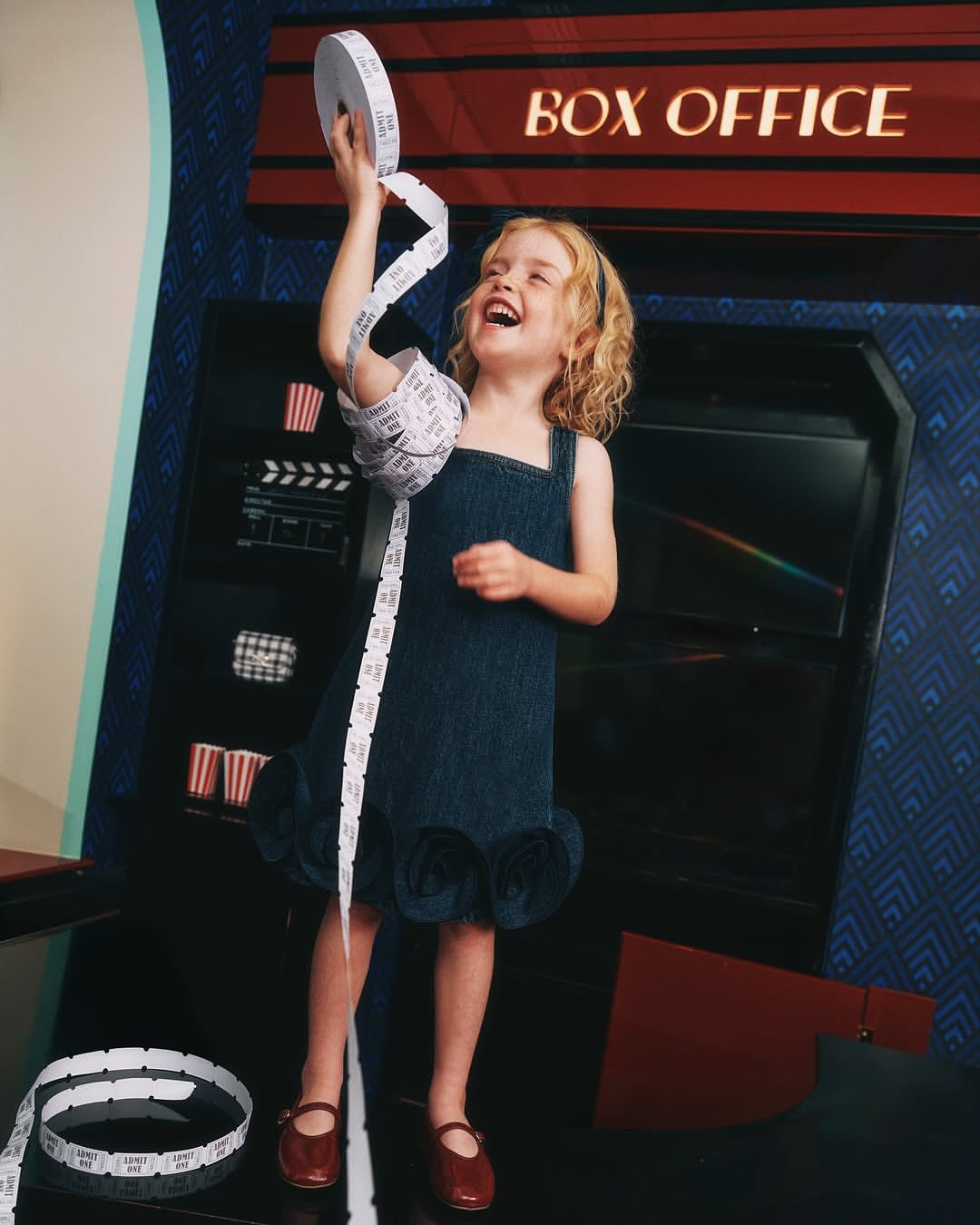 SELF-PORTRAIT KIDS  @selfportraitkids 