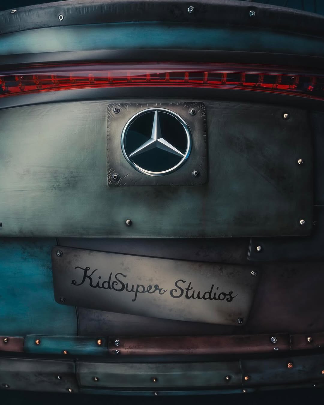 Global X Mercedes-Benz