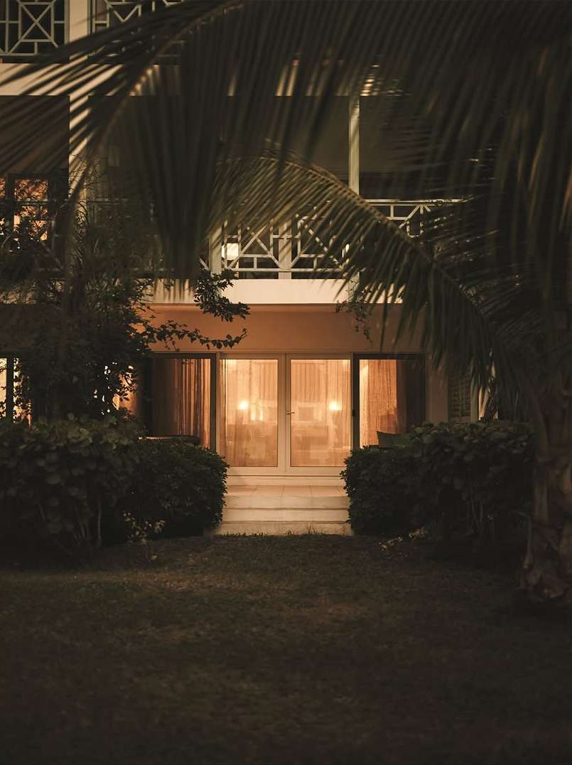 Carlisle Bay |  Sep. 25