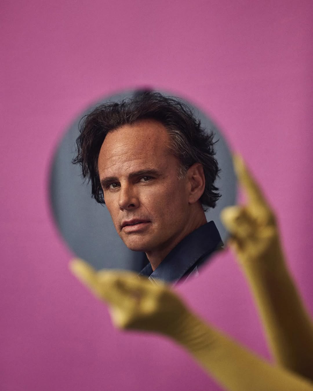 Stepping into Ramona's world with Walton Goggins f...