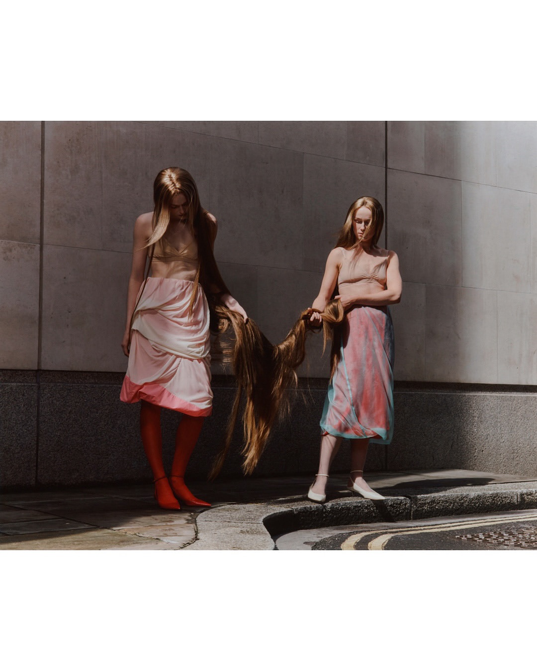Lara Angelil (@laraangelil) photographs a visual t...