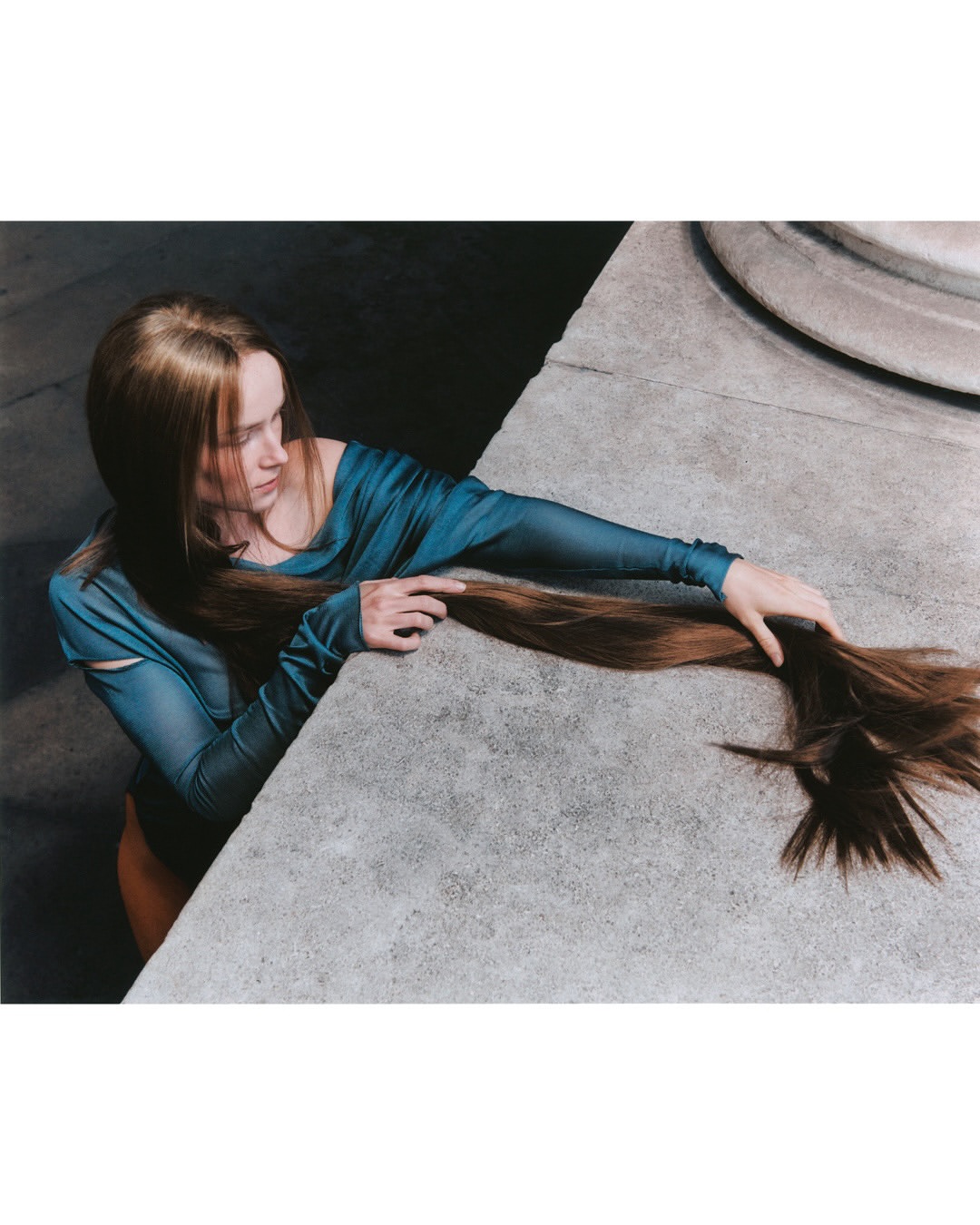 Lara Angelil (@laraangelil) photographs a visual t...