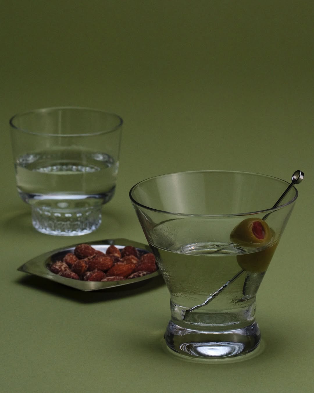 Lucia Bell-Epstein (@luuuuush) photographs for @re...