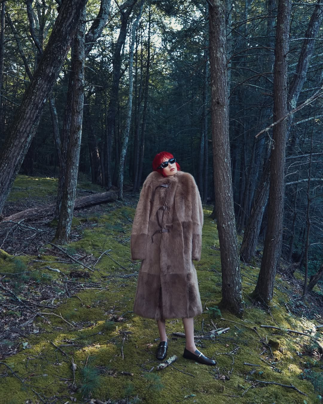 Mei Tao (@taomeitao) directs & photographs ‘Girl...