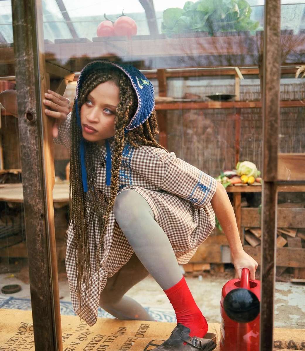 Laura Allard-Fleischl X Lazy Oaf