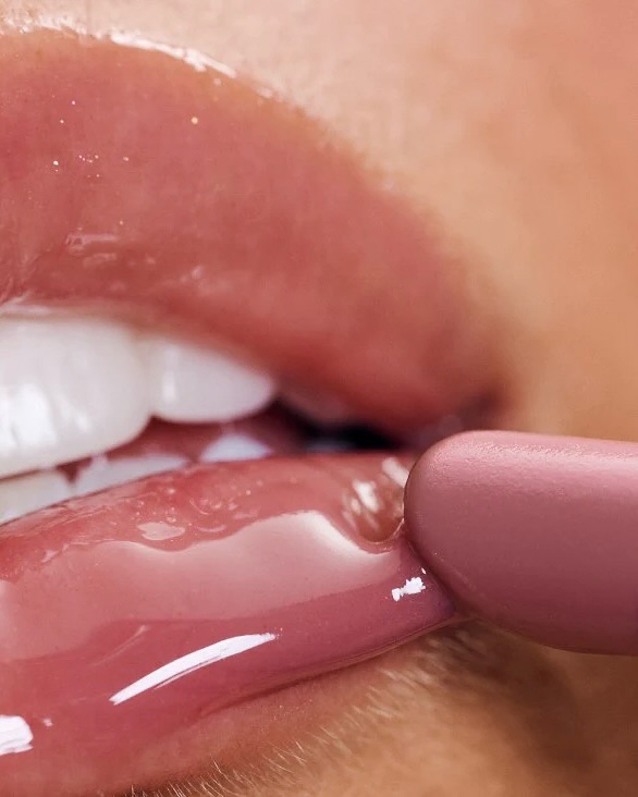 Betina du Toit X RHODE