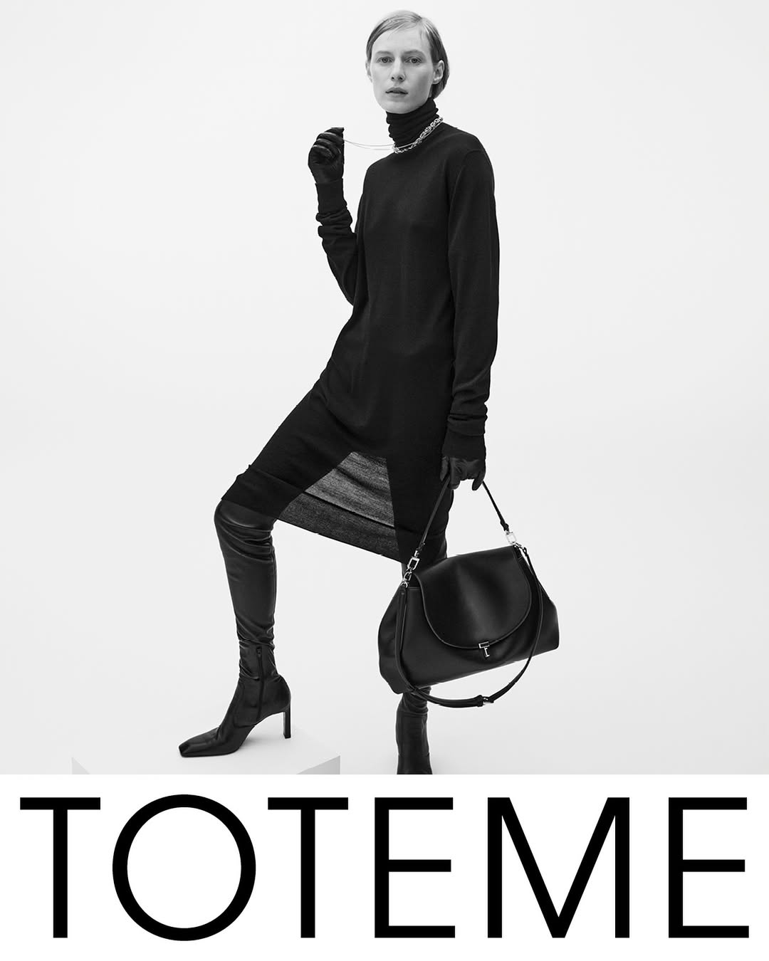 TOTEME Fall Winter 25 with @isitnobis photographed...