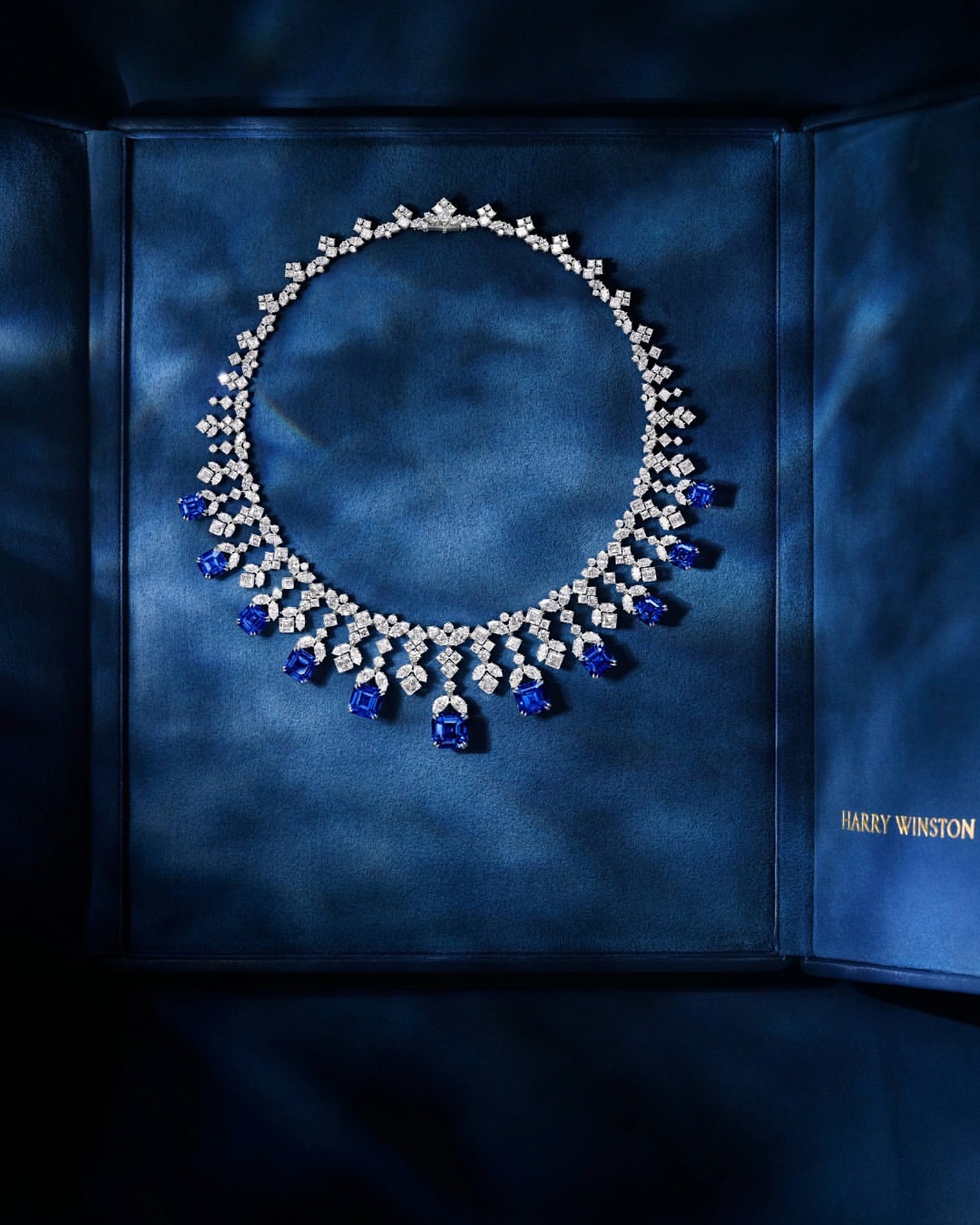 #HarryWinston @harrywinston Finishing by @velem @l...