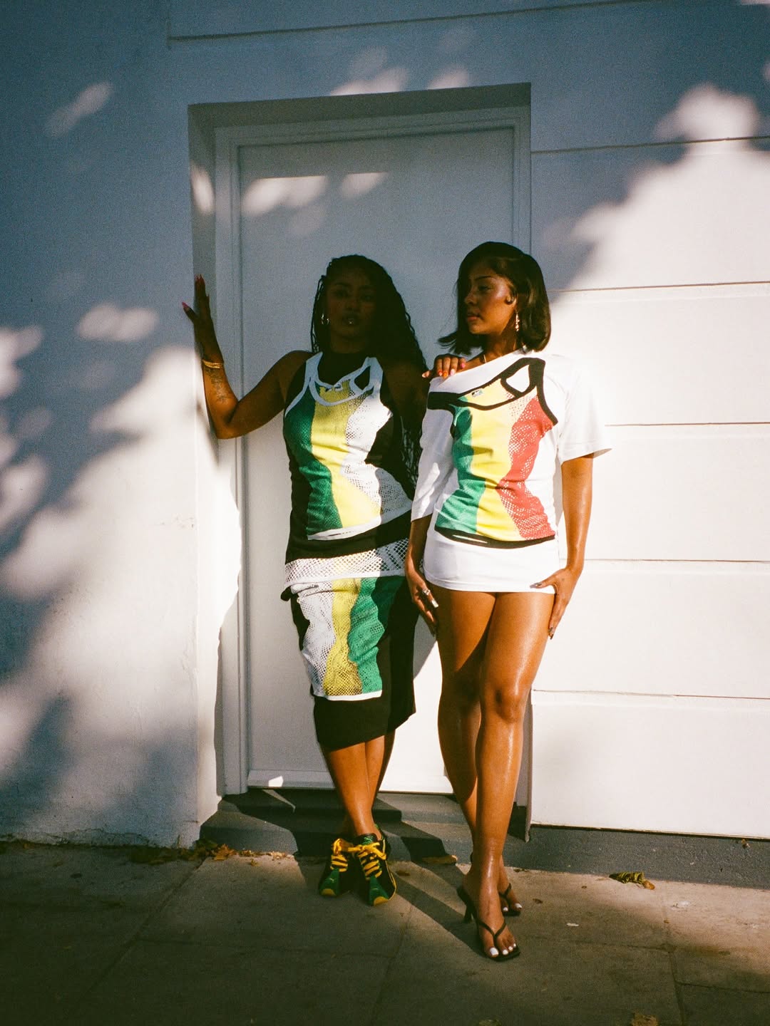 SHARKKINI |  Sep. 25