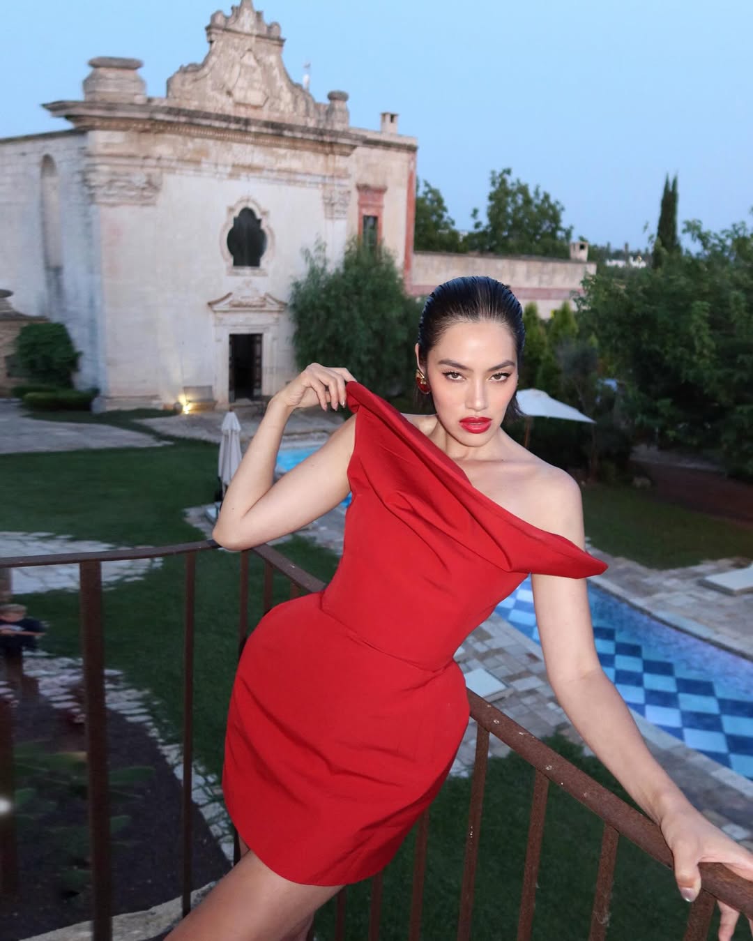 Magda Butrym |  Aug. 25