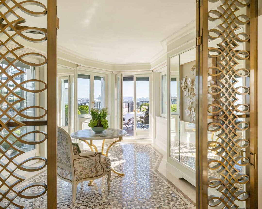 Four Seasons George V Paris |  Sep. 25