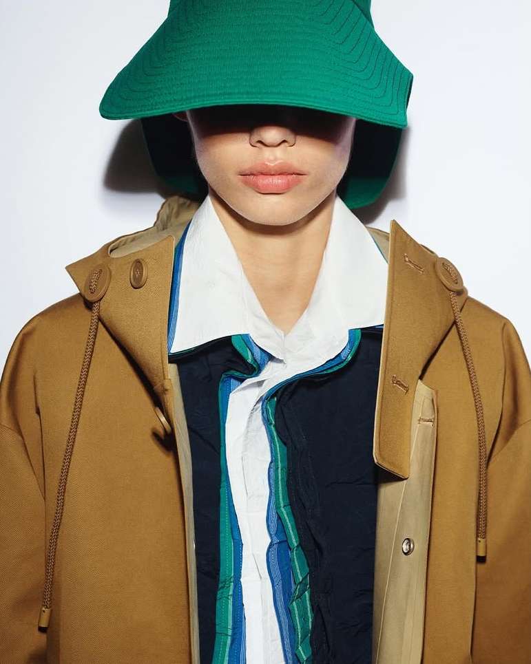 LOEWE |  Oct. 25