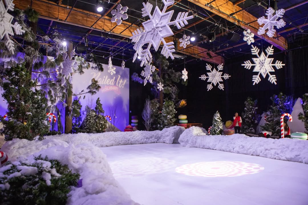 #Flashback to when we brought the holiday season o...