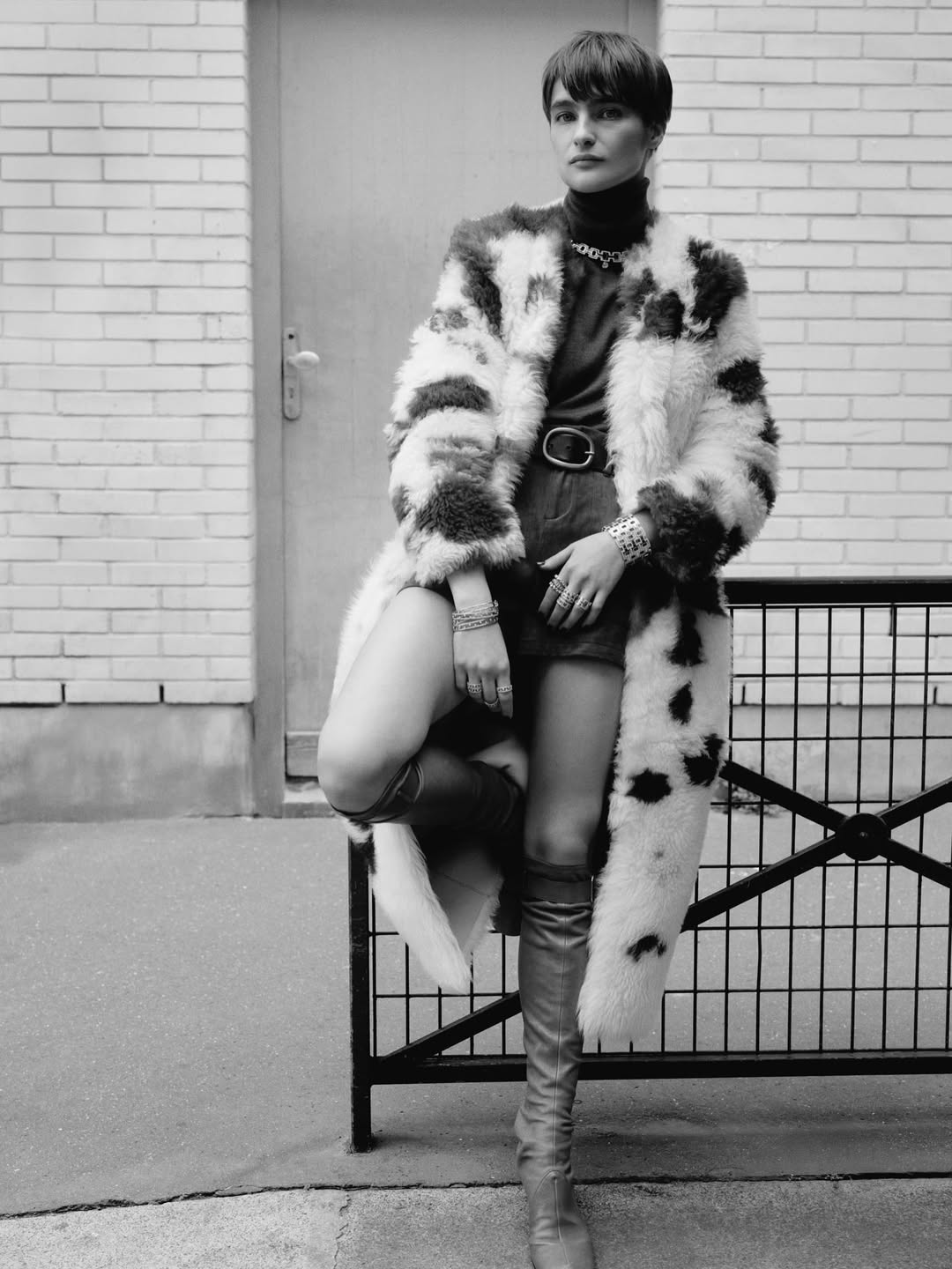 Buzz White X Elle France