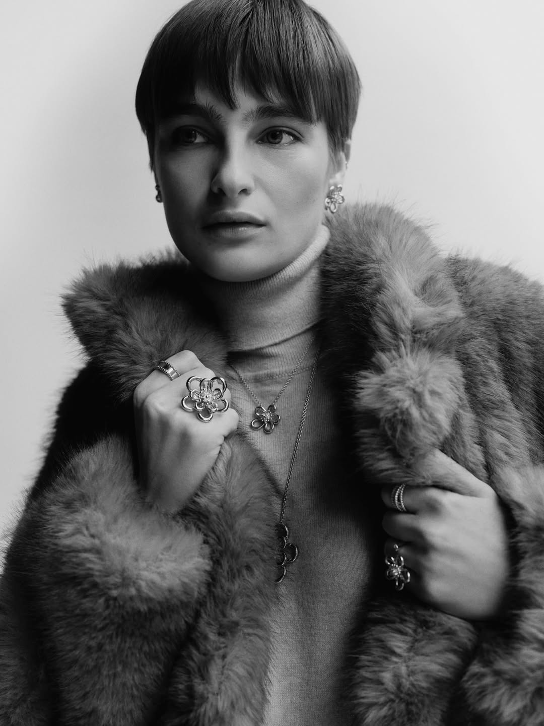 Elle France |  Dec. 25