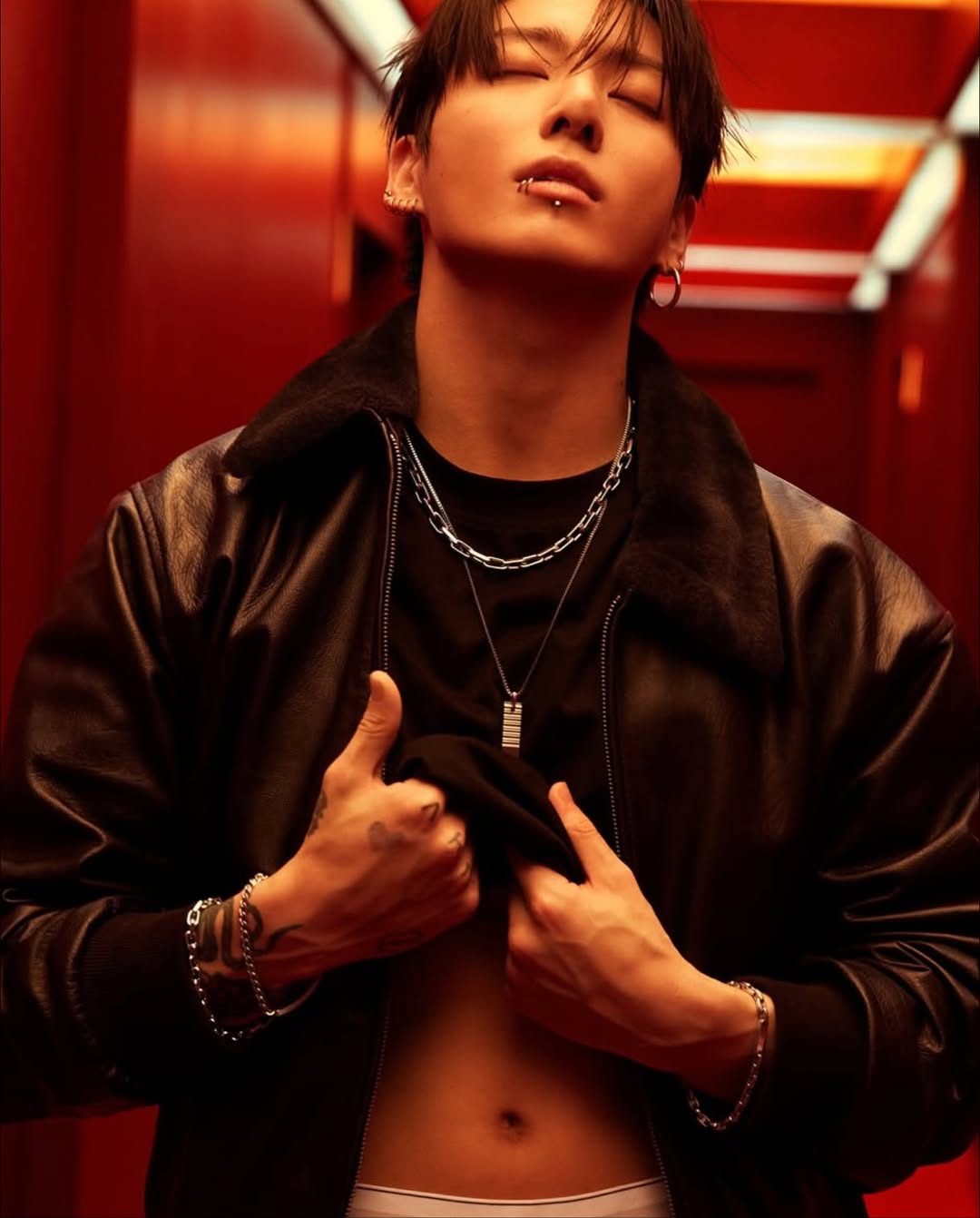 JUNG KOOK STARS IN CALVIN KLEIN’S LASTEST CAMPAI...